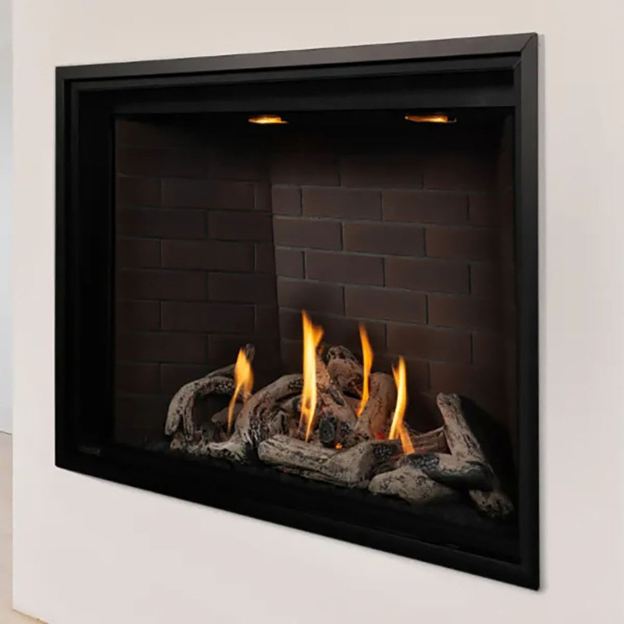 Montigo DelRay Square 42" Direct-Vent Full Load Gas Fireplace