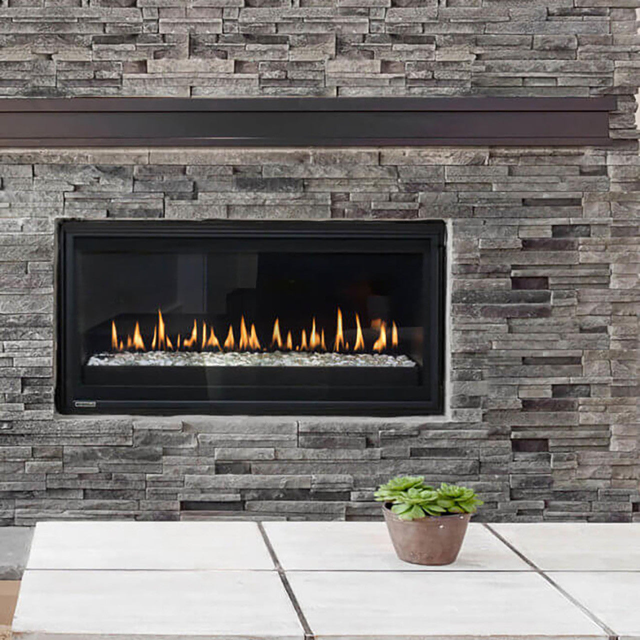 Montigo Phenom 38" Single Sided Direct-Vent Gas Fireplace