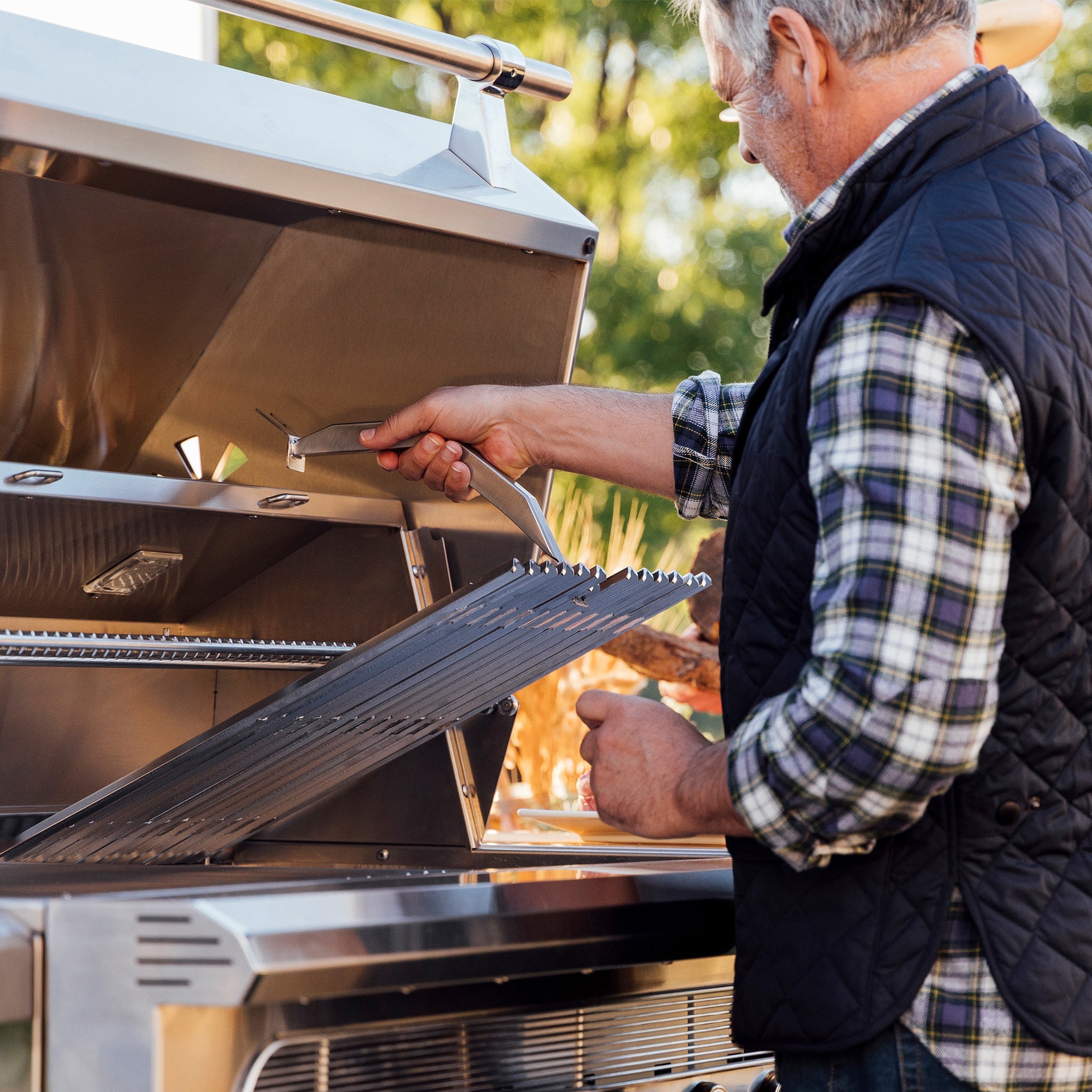 Freestanding Muscle - 54" Hybrid Grill